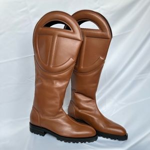 Telfar Logo Boot Tan